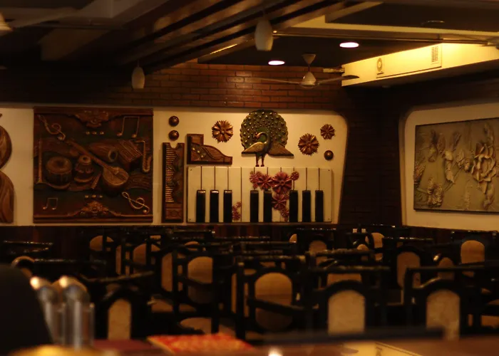 Hotel Madhuvan Serai Manipal