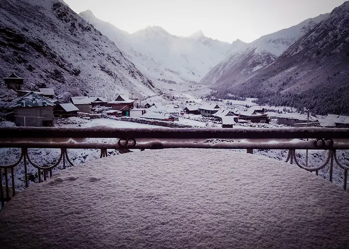 The Wanderers Nest Hotel Chitkul