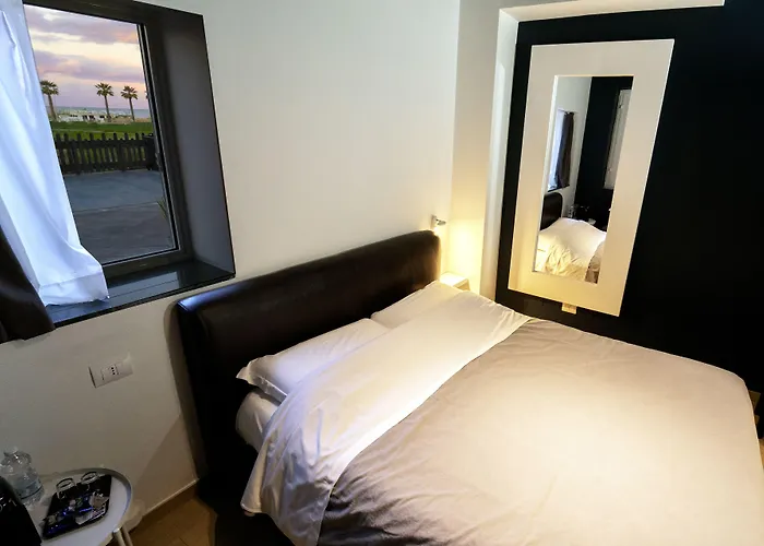 La Palma Del Sol-Parcheggio Privato Interno Bed & Breakfast Barletta