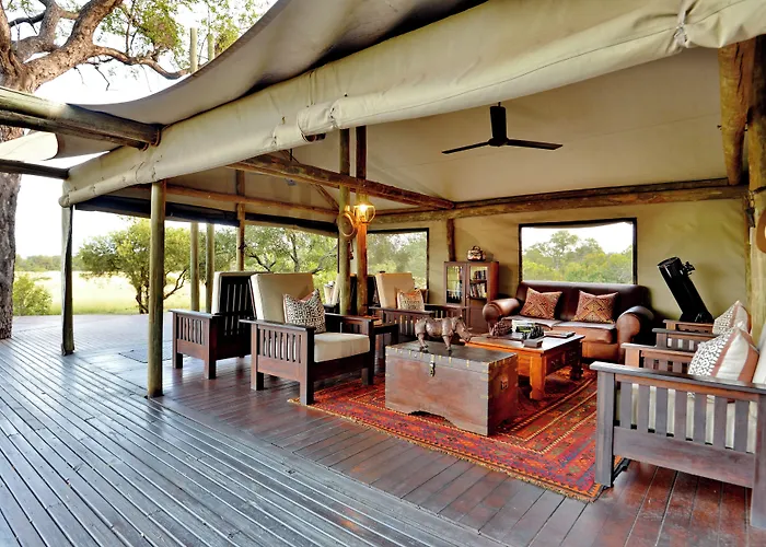 Rhino Walking Safaris Hotel Skukuza