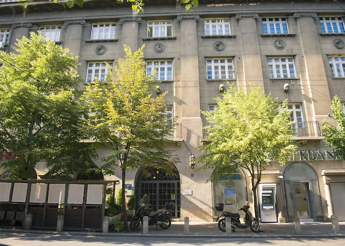 City Nest Modern & Cozy Suites Belgrade