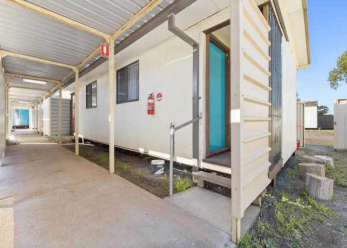 The Barracks Wagin Hotel