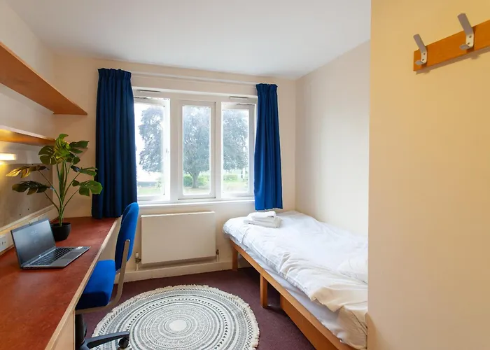 Villas At Park Campus Cheltenham