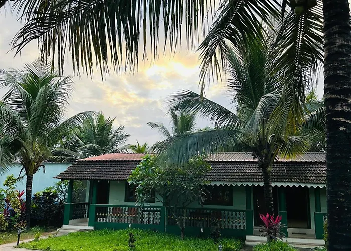 Golden Pearl Beach Resort Baga