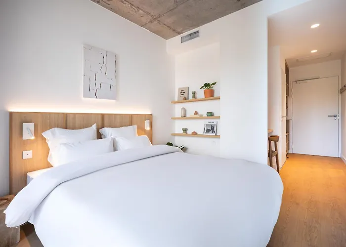 BABEL COMMUNITY Hôtel Montigny Versailles