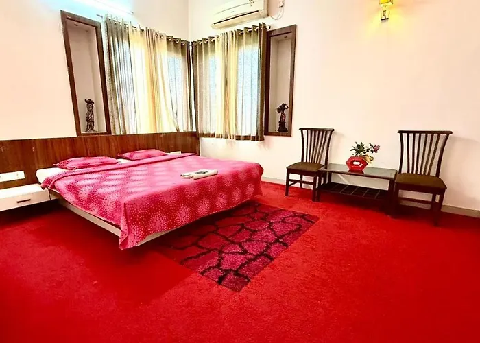 Hotel Mahendra, Karad