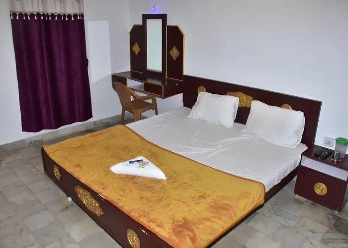 Mookambigai Residency Hotel Kodaikanal