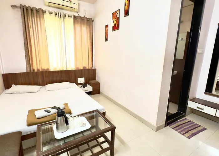 Hotel Mahendra, Karad