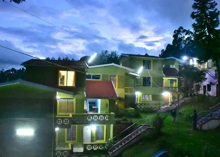 Mookambigai Residency Hotel Kodaikanal