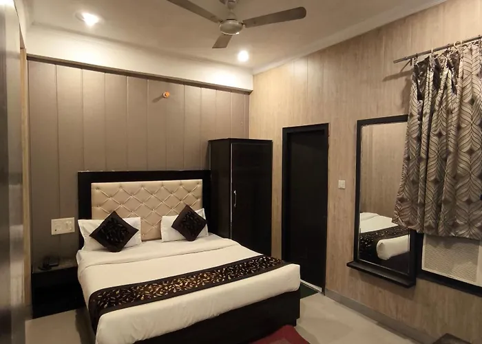 Hotel Aashray Haridwar
