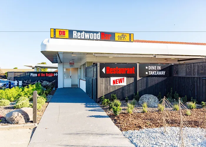 The Redwood Hotel Christchurch