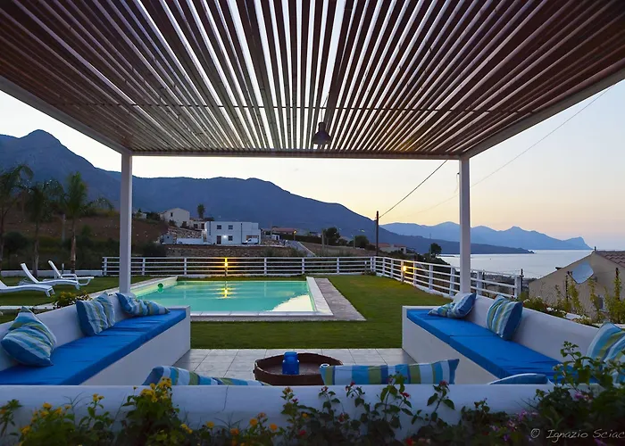 Casa Azul Bed & Breakfast Castellammare del Golfo