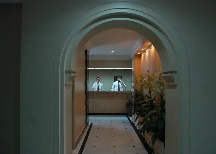 Park Palace Hotel Kolkata