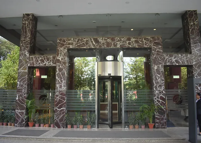 The Ocean Pearl Retreat Hotel New Delhi