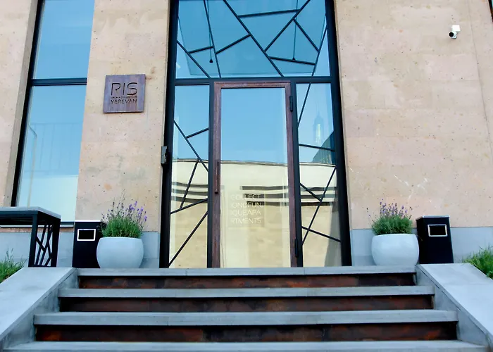Ris Dalma Collection Yerevan