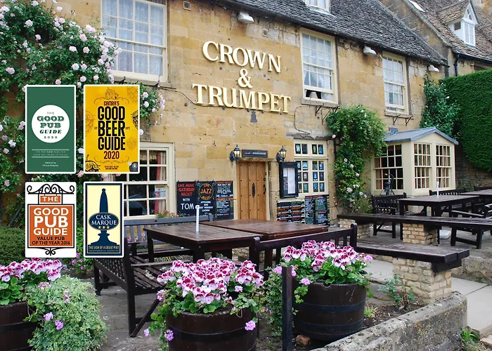 Crown And Trumpet Inn Broadway 