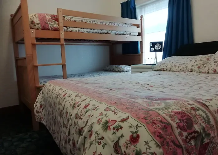 Bed and Breakfast The Shining Diamond Blackpool