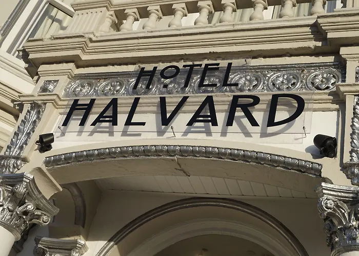Halvard Hotel Douglas