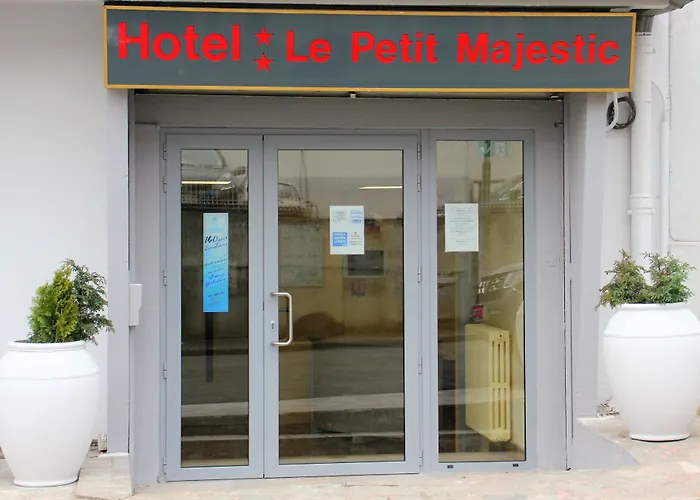 Le Petit Majestic Hotel Lourdes