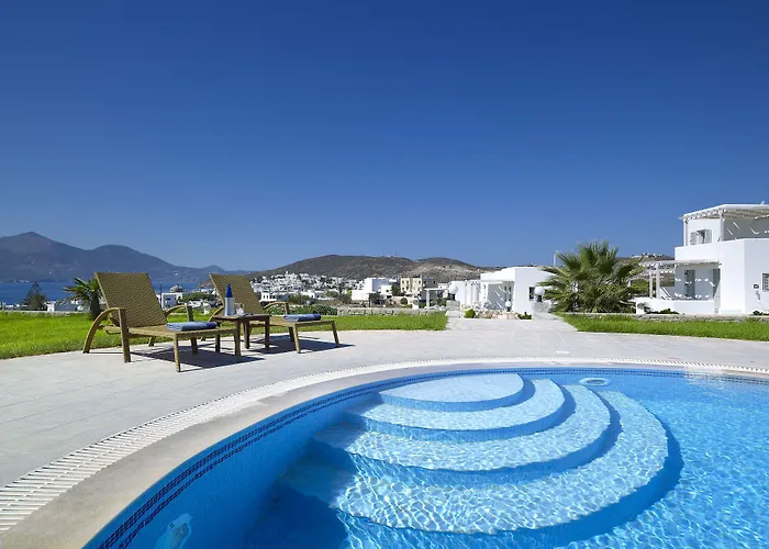 Santa Maria Luxury Suites & Spa Adamantas 