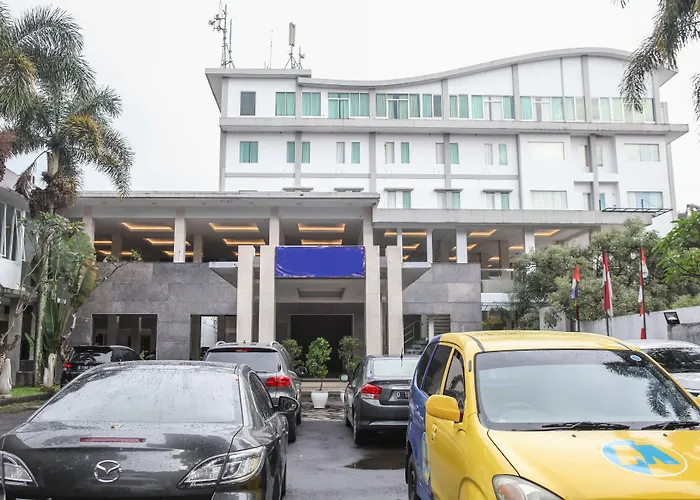 Reddoorz Premium @ Ciumbuleuit Atas Hotel Bandung