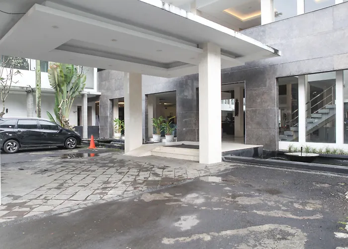 Reddoorz Premium @ Ciumbuleuit Atas Hotel Bandung