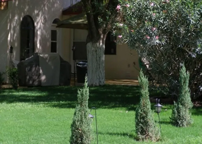 Tavares Inn Bed And Breakfast Alamogordo