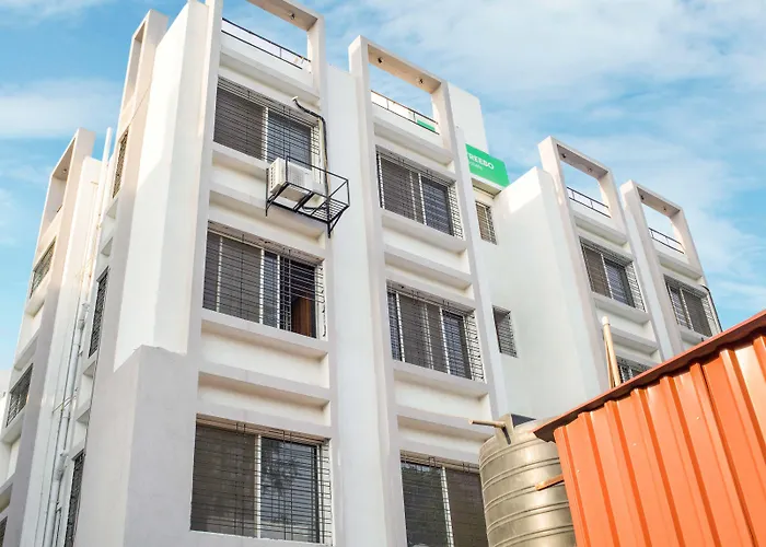Treebo Naunidh Suites Pune