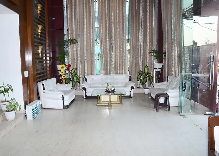Hotel Opulence Pathankot