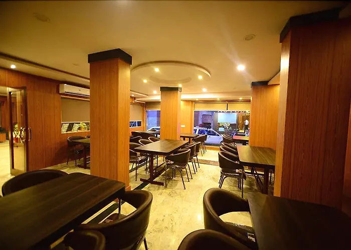 Hotel Madurai Near Central Bus Stand, Udaipur