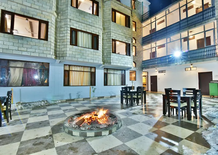 Kapoor Resort By Dls Hotels Manali 