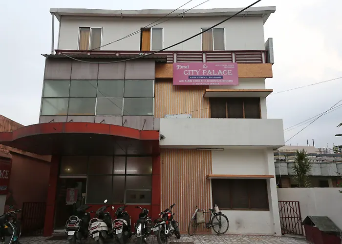 Oyo 6001 Hotel City Palace Dehradun