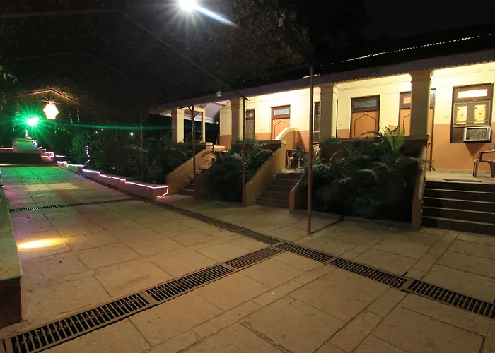 Gujarat Bhavan Hotel Matheran