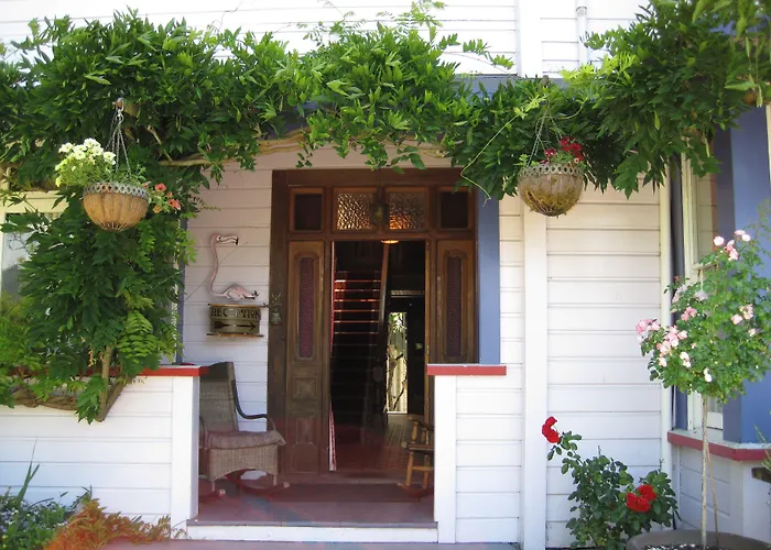 Shady Rest Bed & Breakfast Takaka