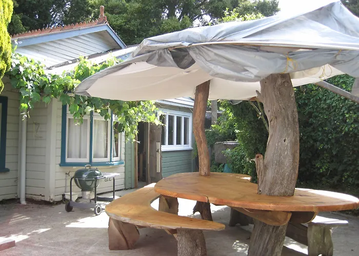 Shady Rest Bed & Breakfast Takaka
