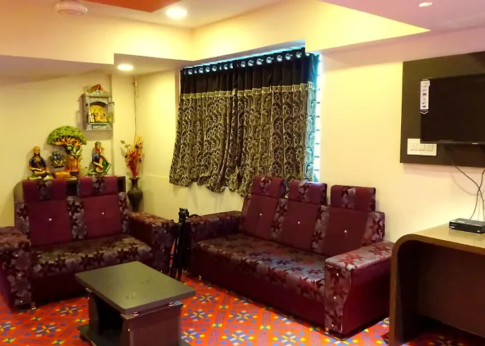 Hotel Blue Moon By Sky Stays Ahmedabad