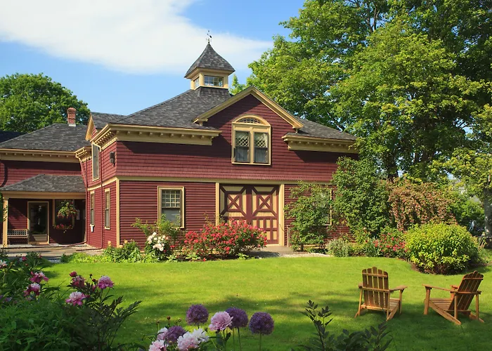 Berry Manor Inn Rockland