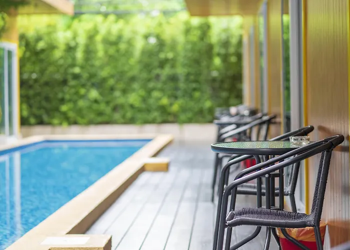Resort V - Mrt Huai Khwang Bangkok