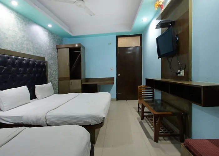 Hotel Star Villa - Budget Friendly New Delhi