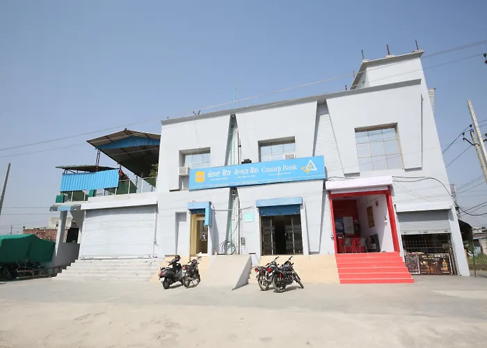 Oyo 12871 Rehan Basera Jalandhar