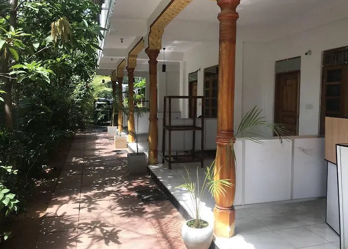 Golden Beach Inn Trincomalee