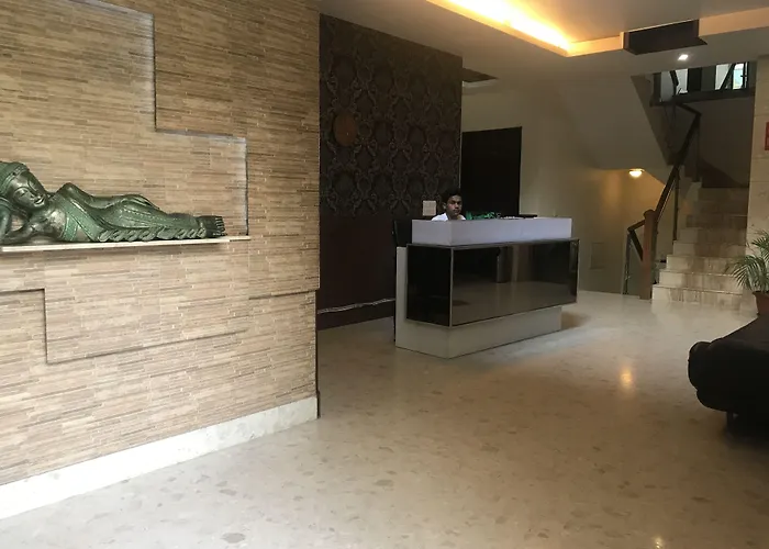 Hotel Amazone Residency Dlf Phase 3 Gurgaon