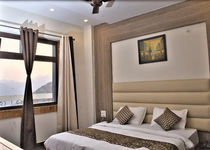 Hotel Pine Queen Kanatal