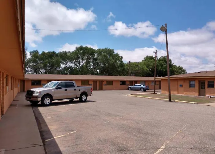 Economy Inn Brownfield