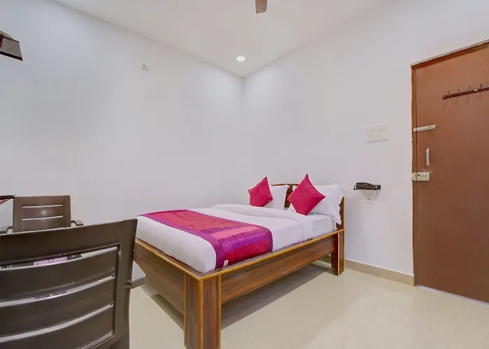 Oyo 11670 Hotel Vishnu Priya Residency Hyderabad