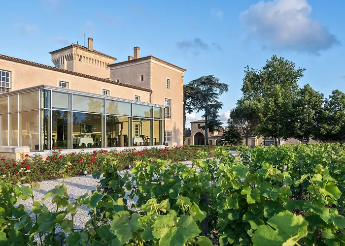 Chateau Lafaurie-Peyraguey Hotel & Restaurant Lalique Bommes