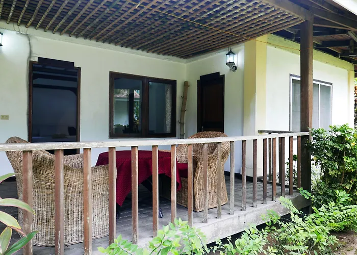 Dolarog Beach Resort El Nido