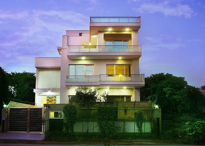 Perch Arbor-Golf Course Road Hotel Gurgaon