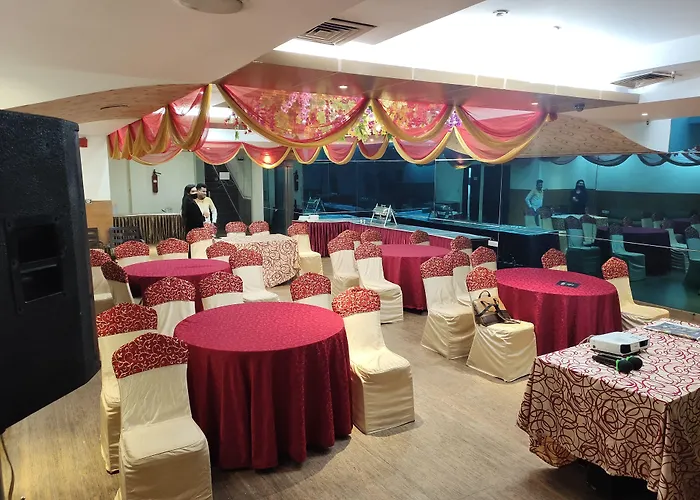 Hotel Anand Retreat Ghaziabad