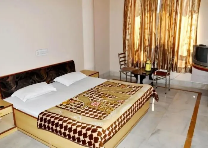 Hotel Kirti Plaza Chittorgarh